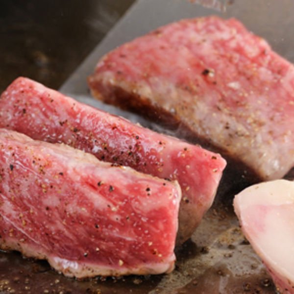 三宮で味わう神戸牛のステーキはディナーにおすすめです